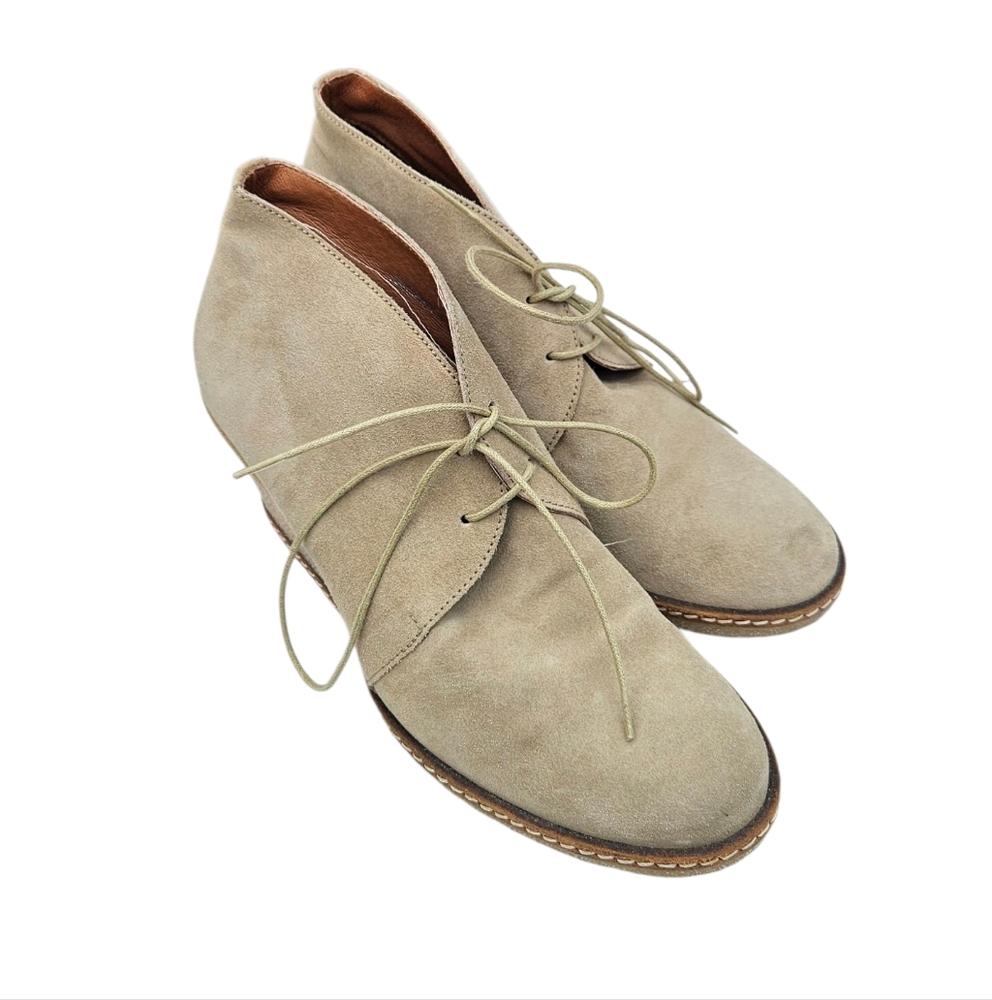 Donald J Pilner Harmony Wedge